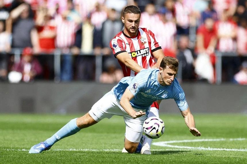 Forest hands Southampton their fourth consecutive defeat in tough start to season