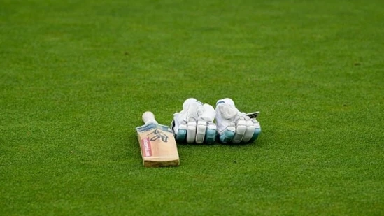 England vs Australia 3rd T20I washed out by rain; series ends in a draw at 1-1