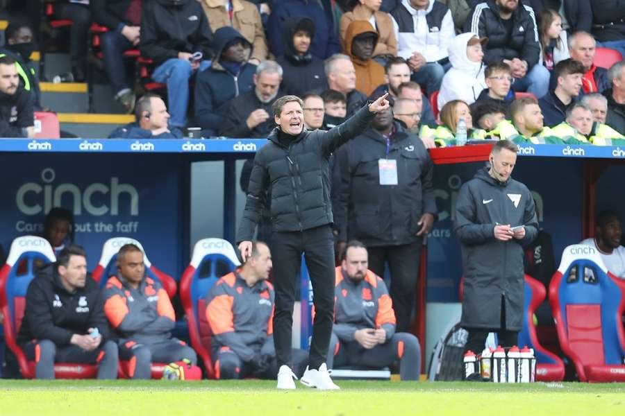 Glasner under pressure as Palace aim for victory against Everton