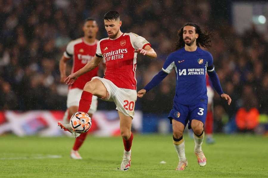 Arsenal's Double Bosman Midfield Dilemma: A Tough Decision Ahead