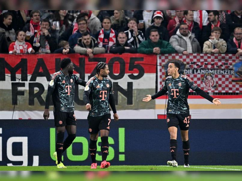 Jamal Musiala Scores Hat-Trick as Bayern Munich Easily Advances to German Cup Last 16